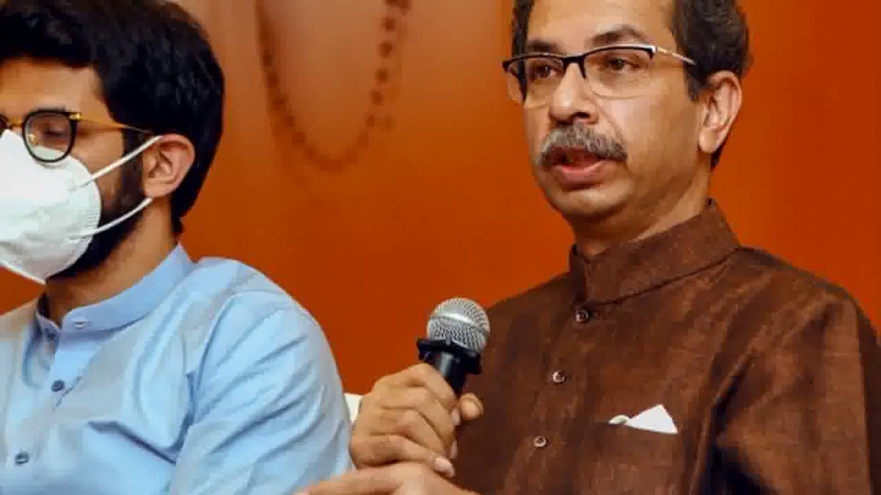 महाराष्ट्र के राज्यपाल के फ्लोर टेस्ट के फैसले के खिलाफ सुप्रीम कोर्ट पहुंची शिवसेना #महाराष्ट्र_संकट