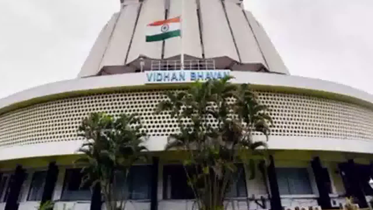 महाराष्ट्र में फ्लोर टेस्ट के फैसले के खिलाफ दायर याचिका पर आज शाम 5 बजे सुनवाई करेगा सुप्रीम कोर्ट #महाराष्ट्र_संकट
