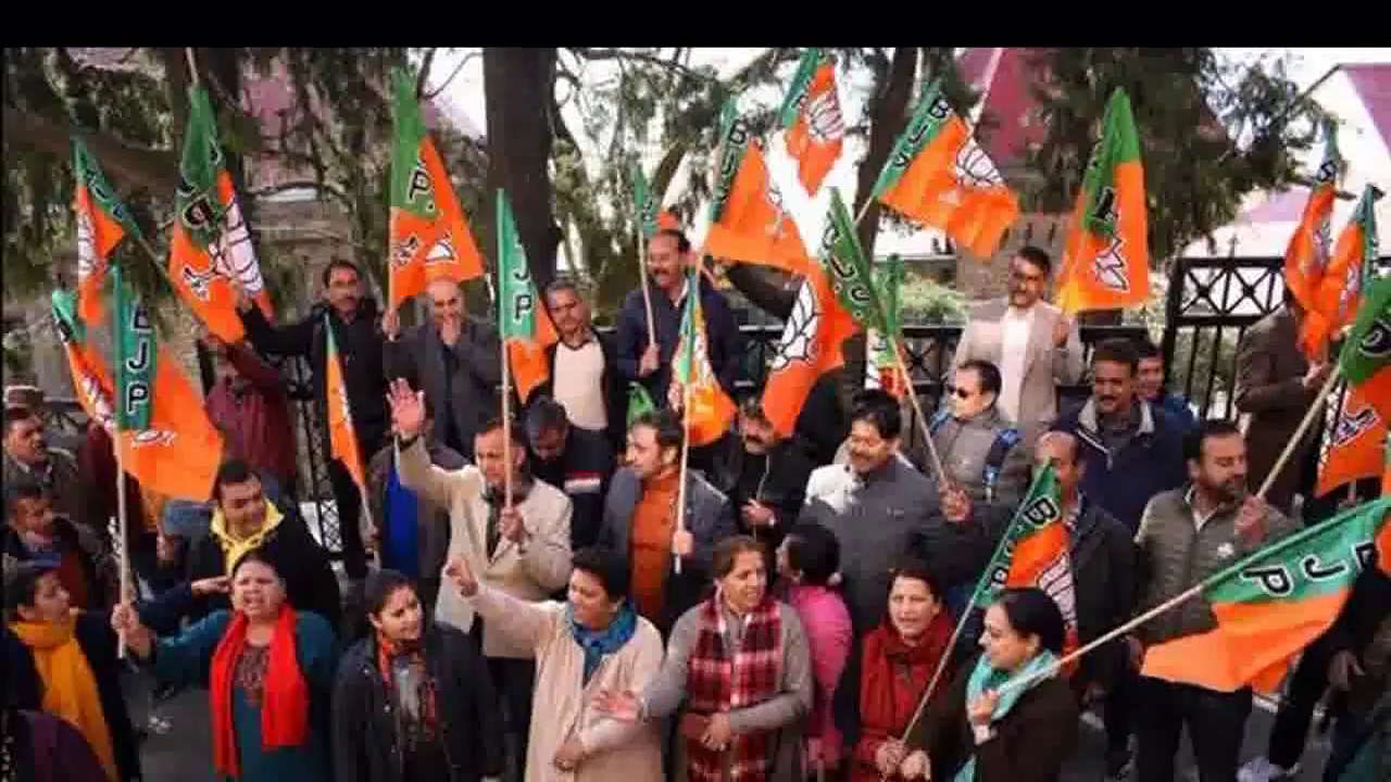 बीजेपी ने नामांकन के अंतिम दिन एमसीडी के मेयर पद के लिए रेखा गुप्ता को घोषित किया उम्मीदवार #एमसीडी #राजनीति